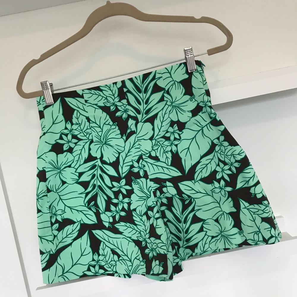 Zara, Multi Color, HighWaisted Shorts - Picture 3 of 5